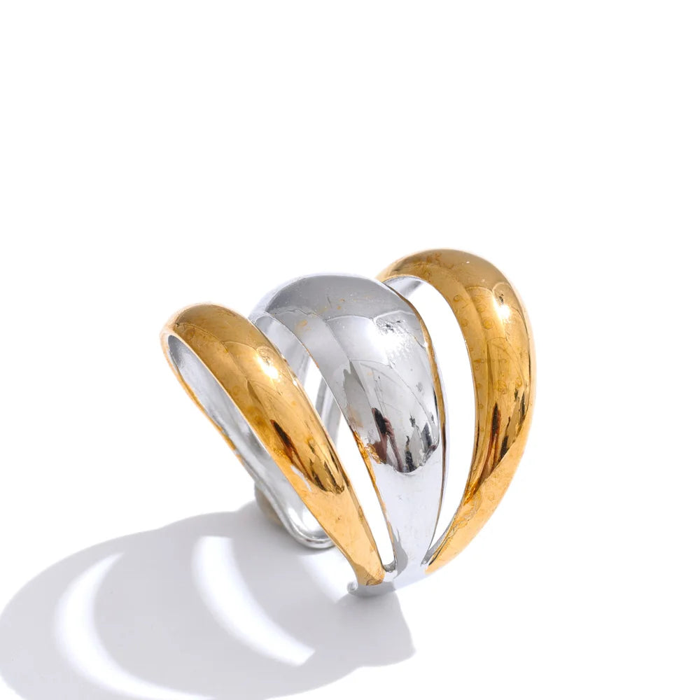 Bague volcanique sur fond neutre
